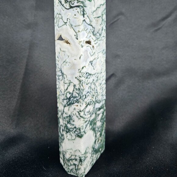 Green Moss Agate Tower With Druzy - Picture 2 of 8